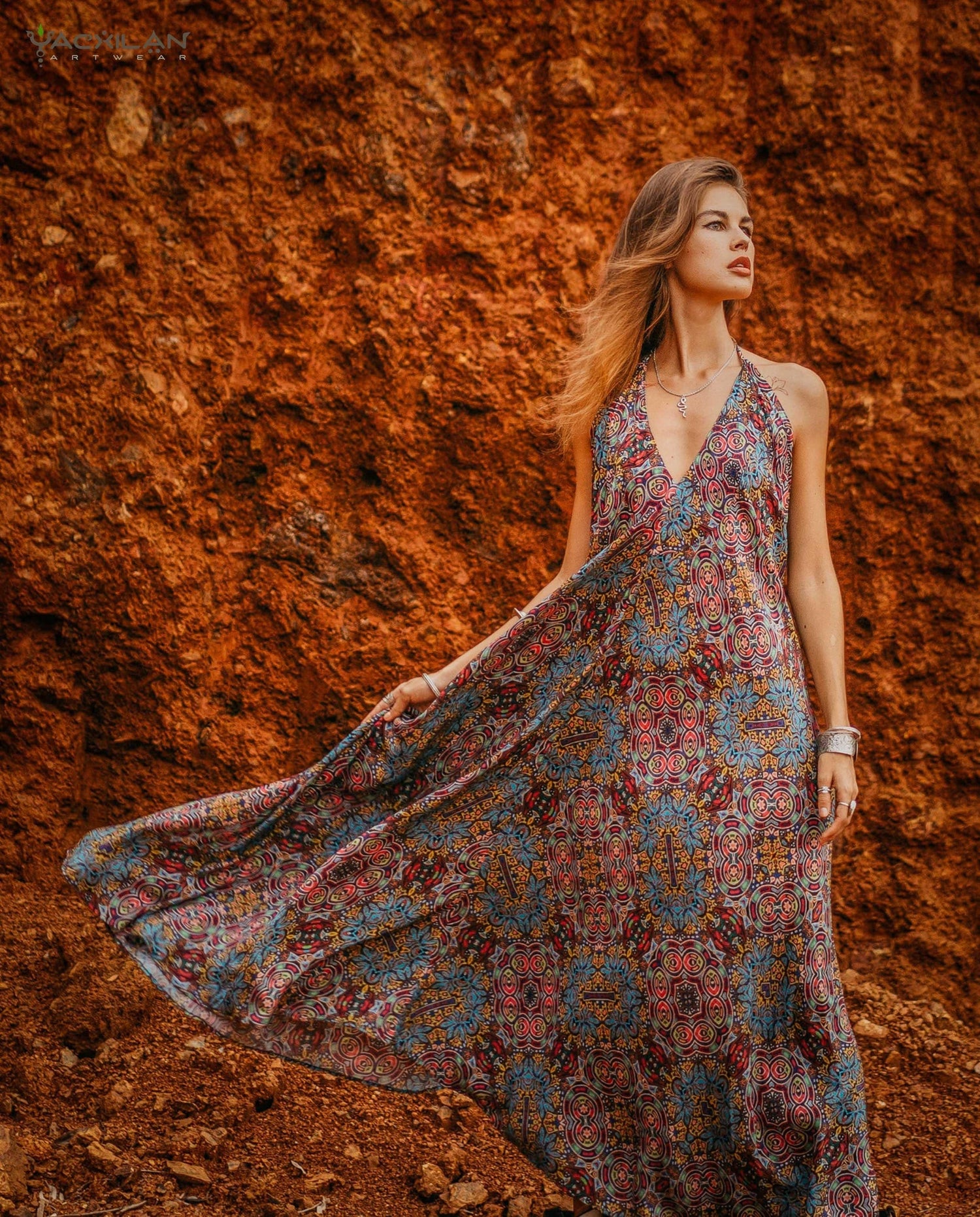 VESTIDO LARGO TRIANGULAR