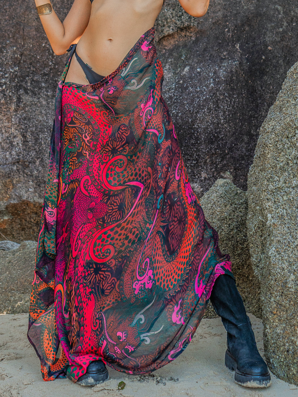 Scarf / Pareo Bamboo – FIRE DRAGONS