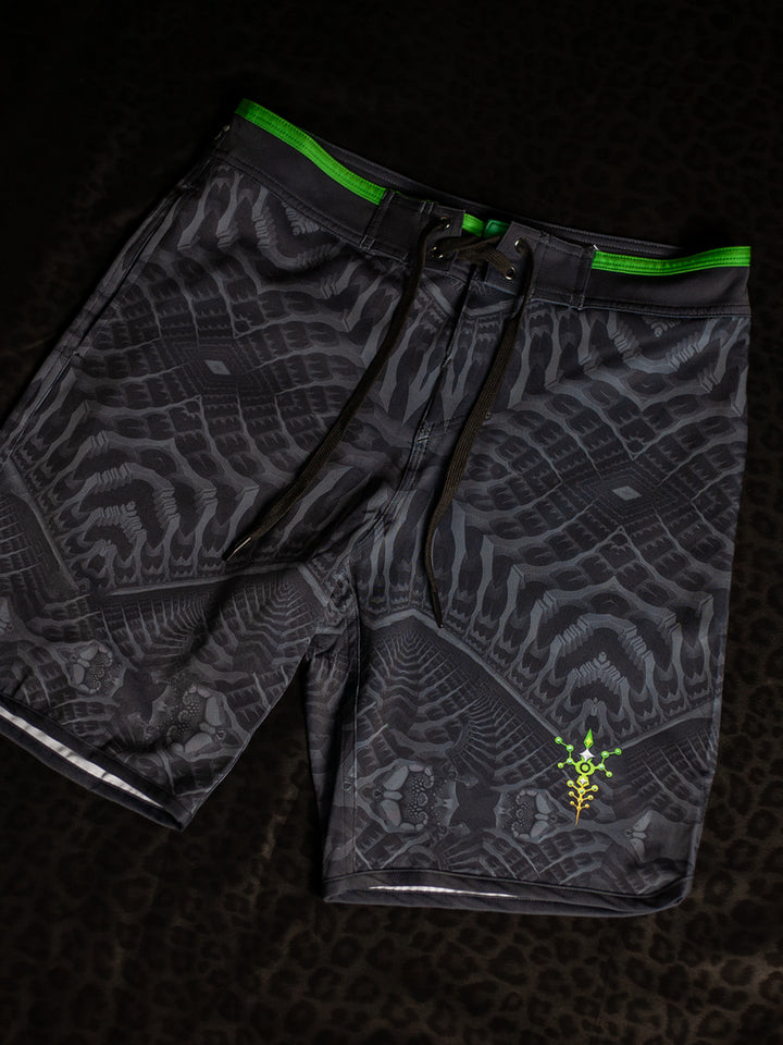 Boardshort Men Green Line / Fast Dry - SANDOKANER