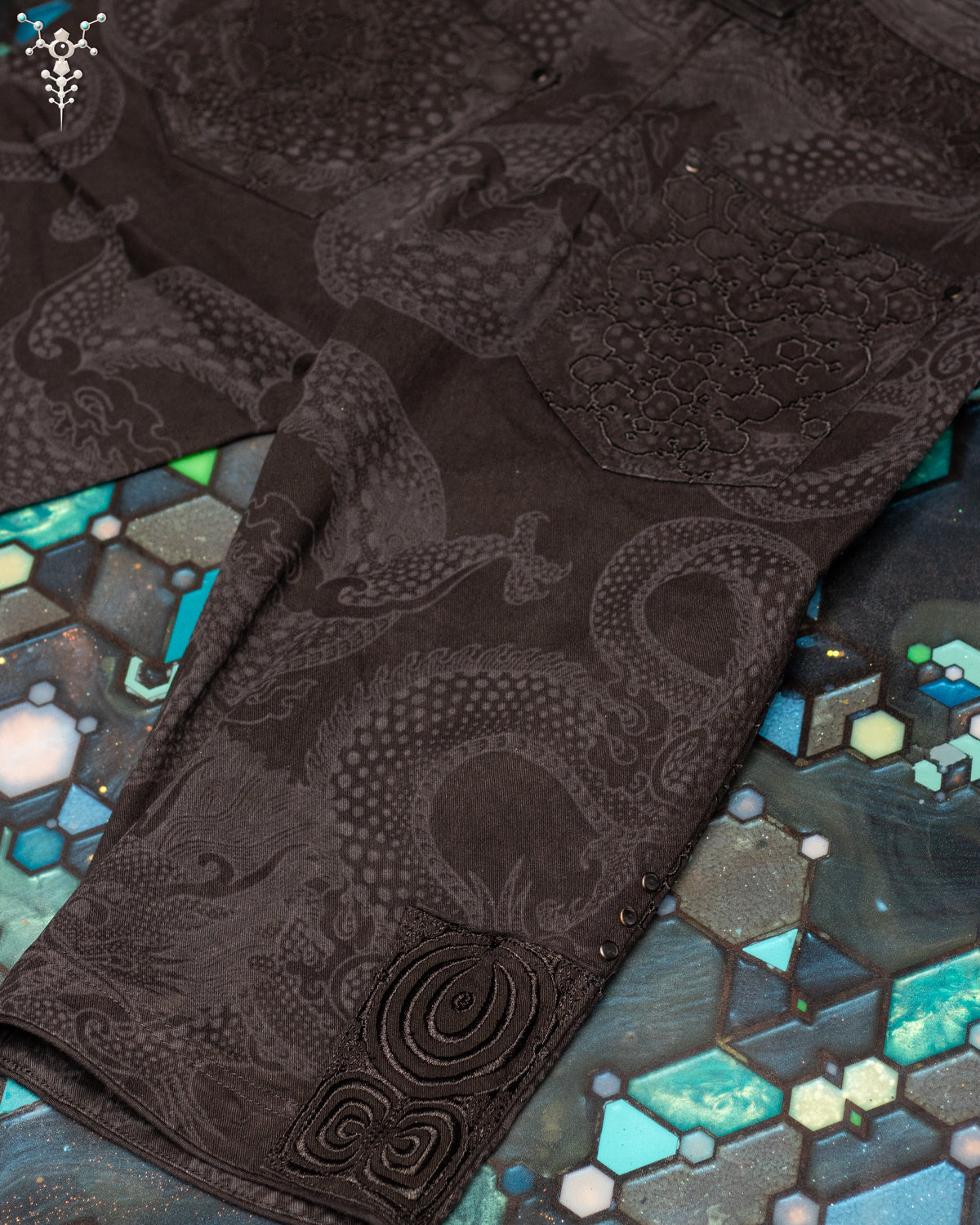 CORSAIRE MEN / STRETCHY DENIM DIGITAL EMBROIDERY AND LASER PRINT - BLACK IKARO DRAGONS