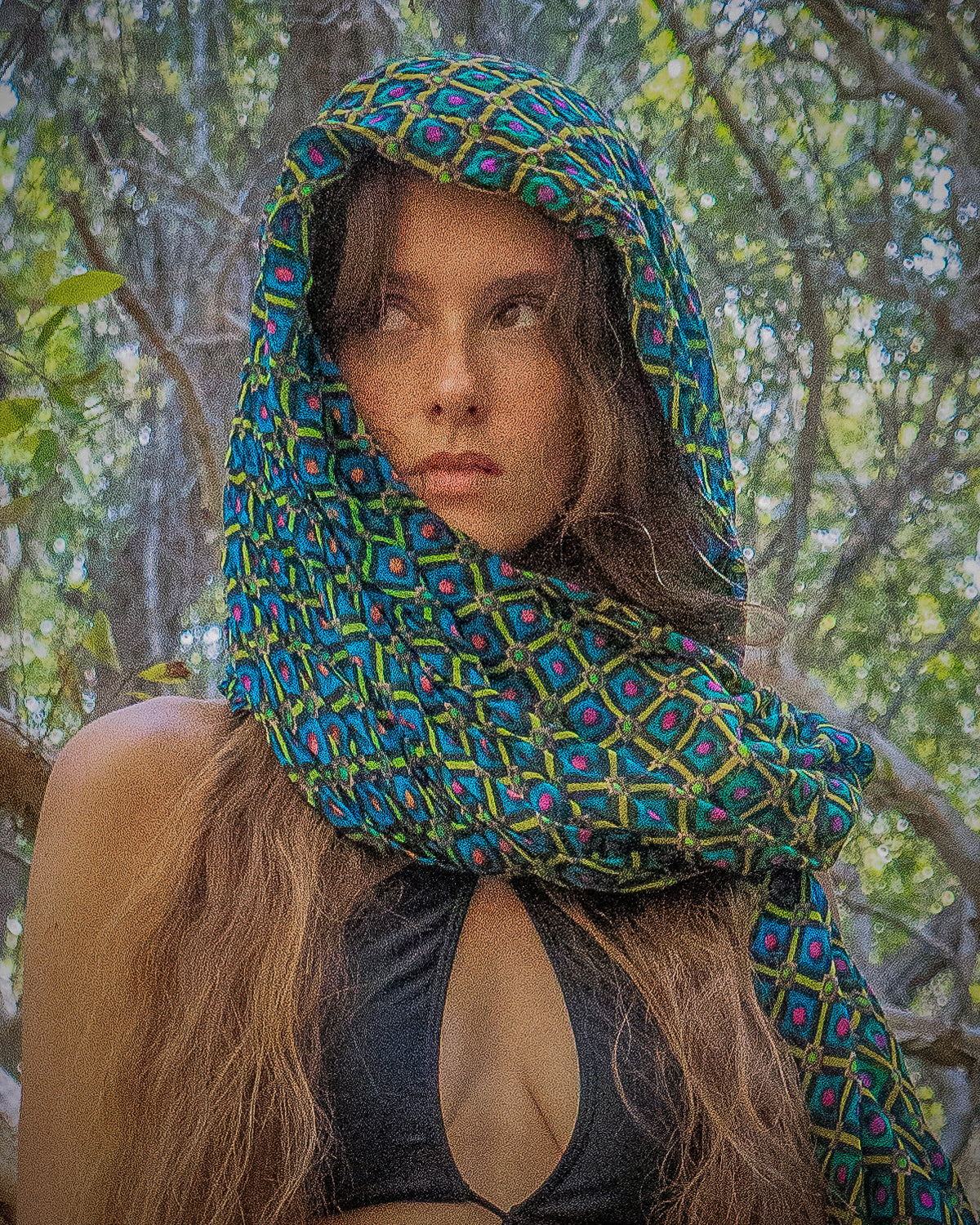 PAREO / SCARF BAMBOO – STRAWBERRY FIELDS
